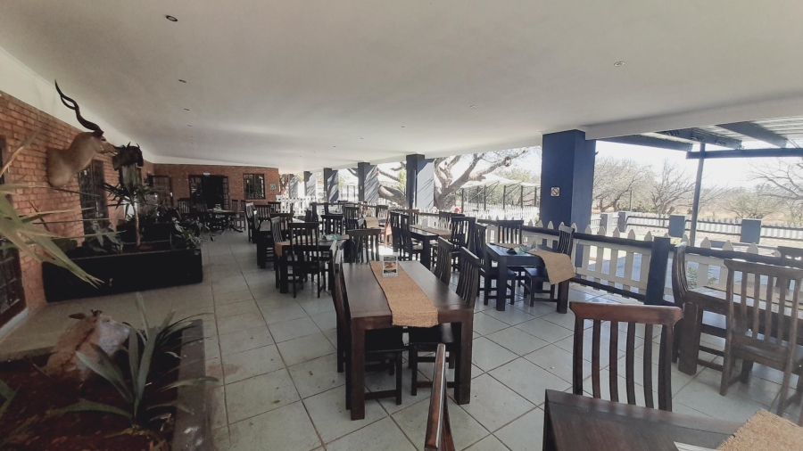 5 Bedroom Property for Sale in Hartbeespoort Rural North West